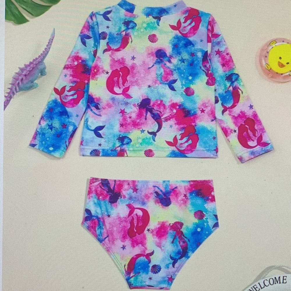 NWOT  2 pieces Mermaid themed Girls bikini tankini swimsuit set NWOT